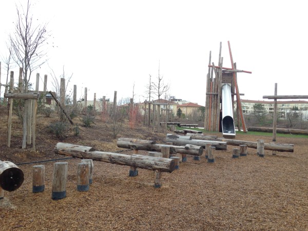 Jeux de casse-cou _ Parc des Oblates à Nantes (crédit : Omnibus)