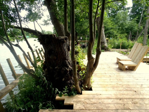 Terrasse et mobilier sur-mesure, Jardin d’Érode, Hortillonnages d’Amiens (Somme), Agence Wagon Landscaping